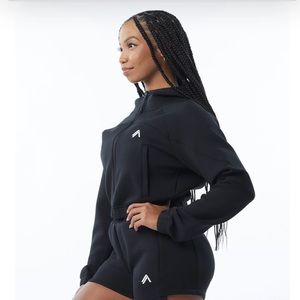 Alphalete Elements Crop Zip Jacket